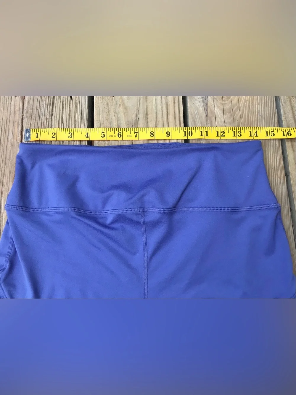 NWOT Ladies L FREE PEOPLE Movement Purple Blue Ruffle Hem Workout Shorts